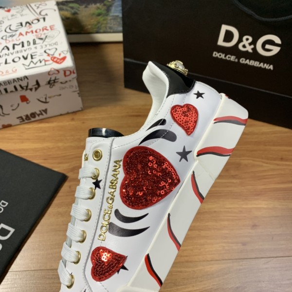 Dolce & Gabbana Low Tops Sneakers 129