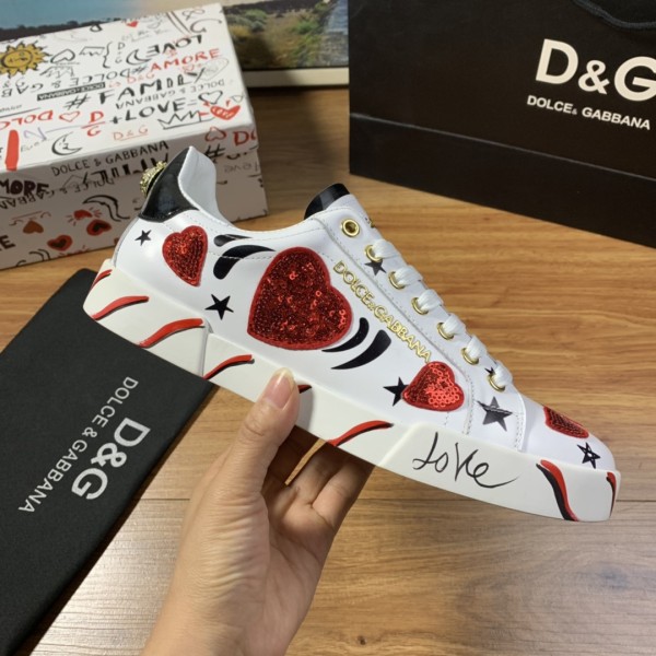 Dolce & Gabbana Low Tops Sneakers 129