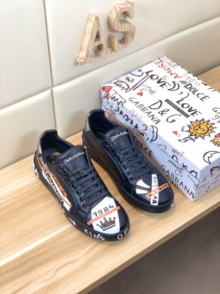 Dolce & Gabbana Low Tops Sneakers 124
