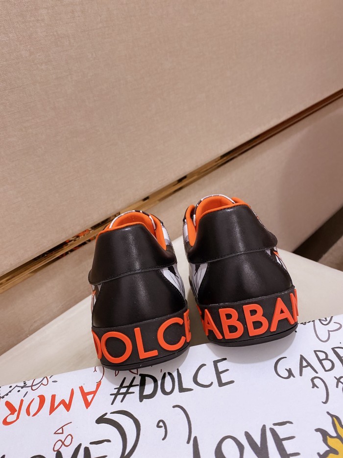 Dolce & Gabbana Low Tops Sneakers 132