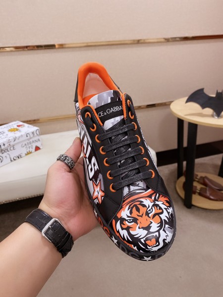 Dolce & Gabbana Low Tops Sneakers 132