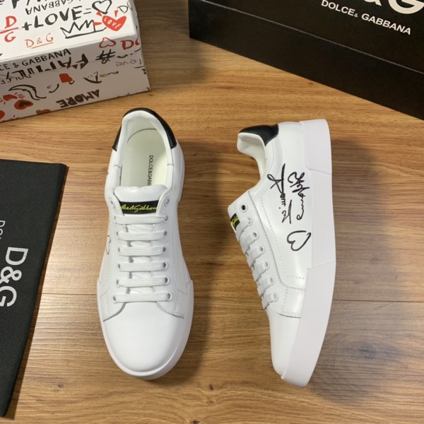 Dolce & Gabbana Low Tops Sneakers 128