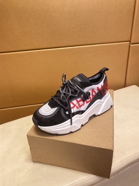 Dolce & Gabbana Low Tops Sneakers 86