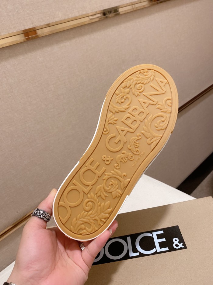 Dolce & Gabbana High-Tops chunky sneakers 16