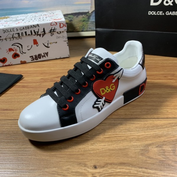 Dolce & Gabbana Low Tops Sneakers 131