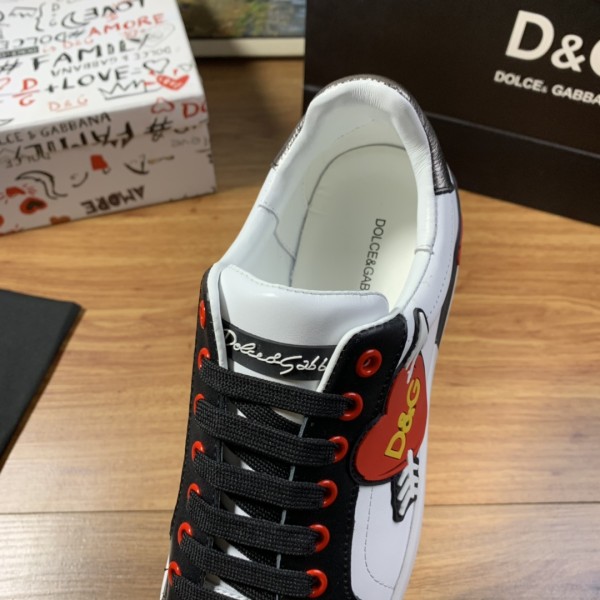 Dolce & Gabbana Low Tops Sneakers 131
