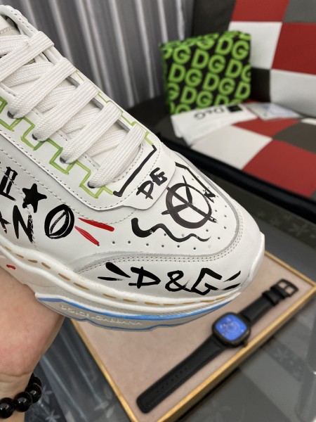 Dolce & Gabbana Low Tops Sneakers 73