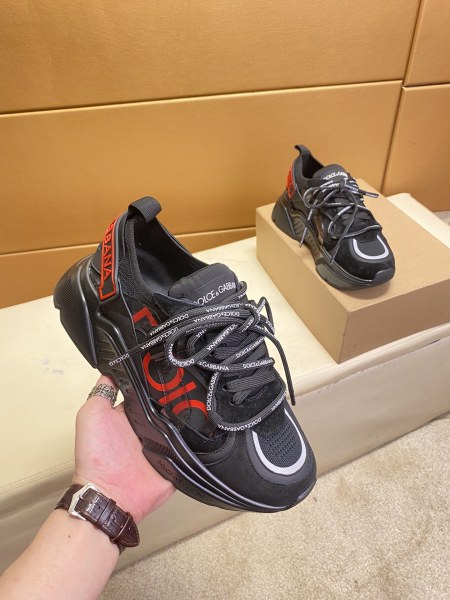 Dolce & Gabbana Low Tops Sneakers 84