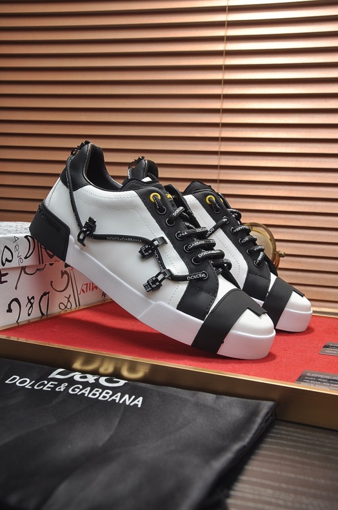 Dolce & Gabbana Low Tops Sneakers 63