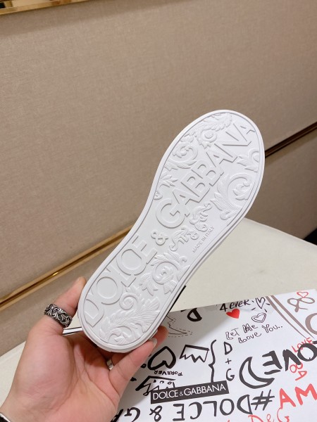 Dolce & Gabbana Low Tops Sneakers 106