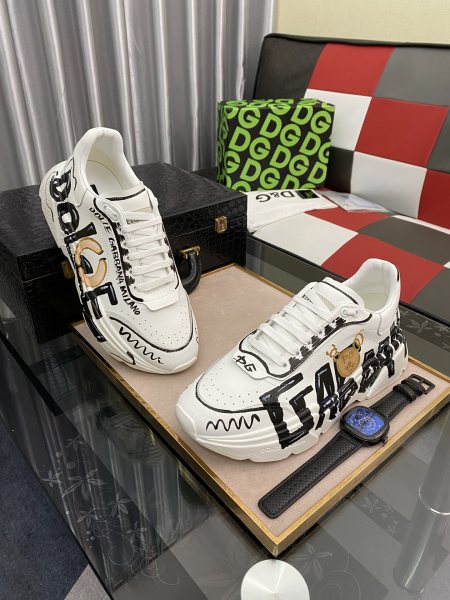Dolce & Gabbana Low Tops Sneakers 76