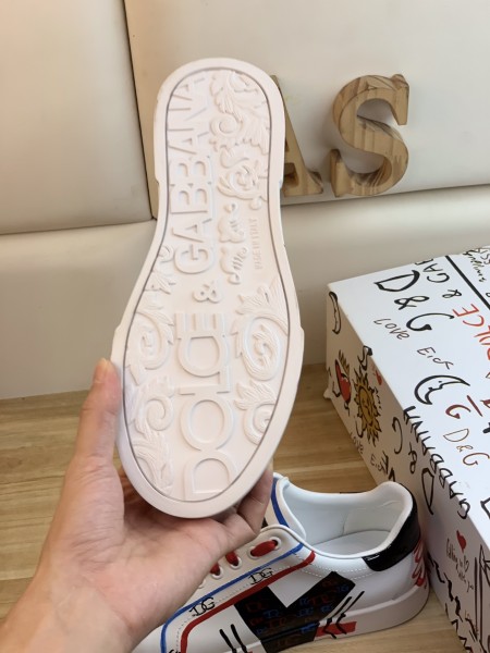 Dolce & Gabbana Low Tops Sneakers 82
