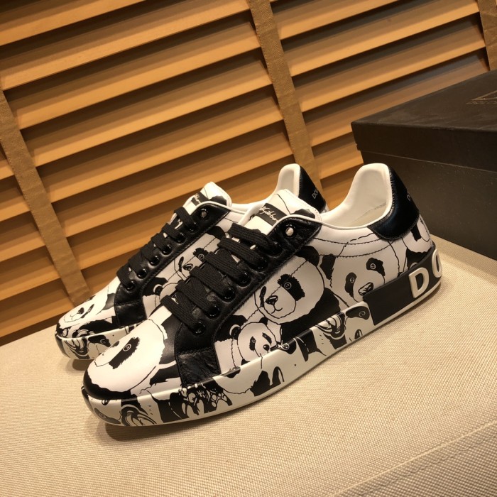 Dolce & Gabbana Low Tops Sneakers 135