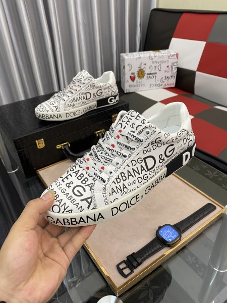 Dolce & Gabbana Low Tops Sneakers 108