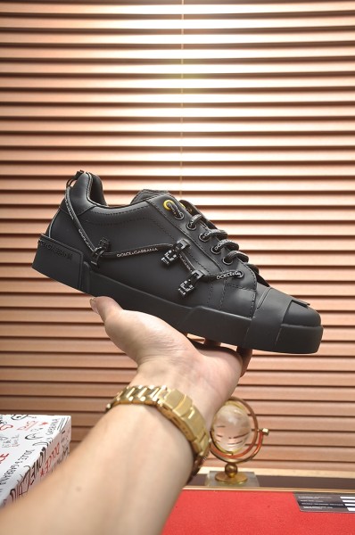 Dolce & Gabbana Low Tops Sneakers 61