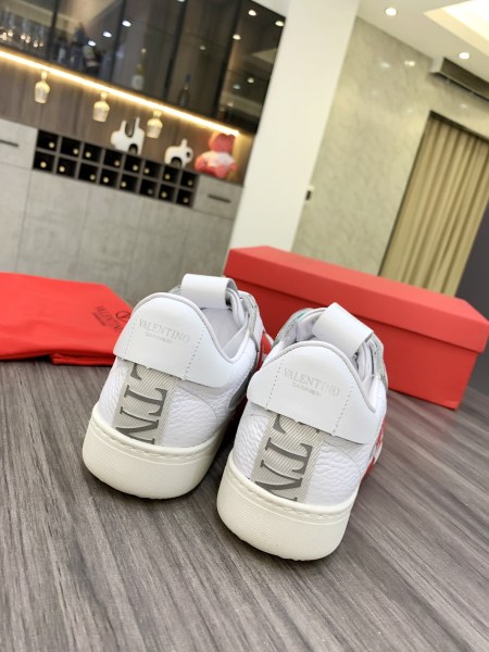 Valentino VL7N Bands 'White Red'