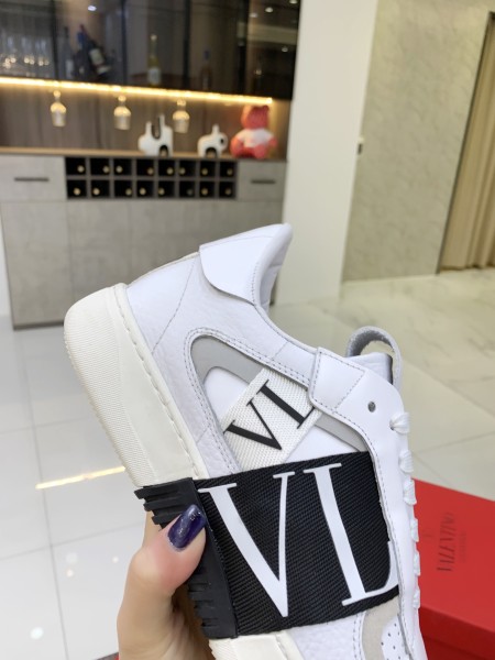 Valentino Garavani VL7N Sneaker Low Top White Black Grey