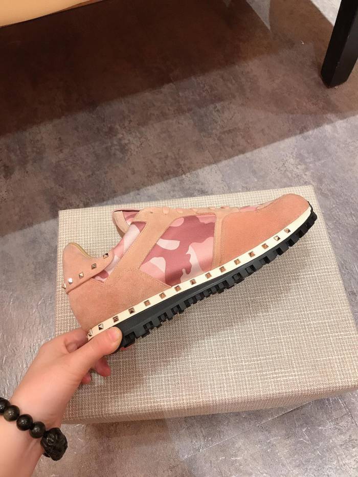 Valentino Wear Resistant Low Top Casual Shoes Women's Brown