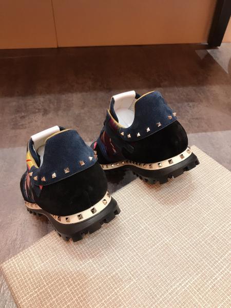 Valentino Garavani Rockrunner camouflage-print sneakers 21