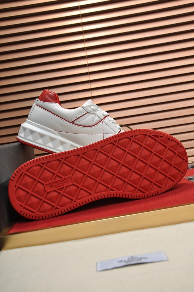 Valentino One Stud Low 'White Red'