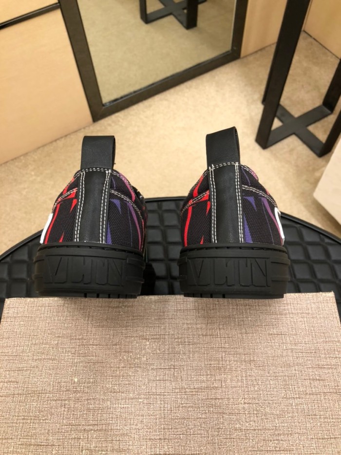 Valentino Giggies Low Top Skateboard Shoes Men's Black