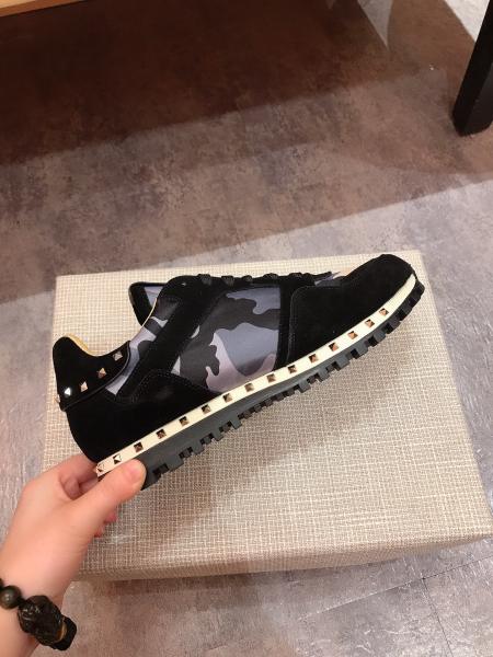 Valentino Garavani Rockrunner camouflage-print sneakers 25