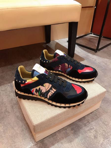 Valentino Garavani Rockrunner camouflage-print sneakers 21