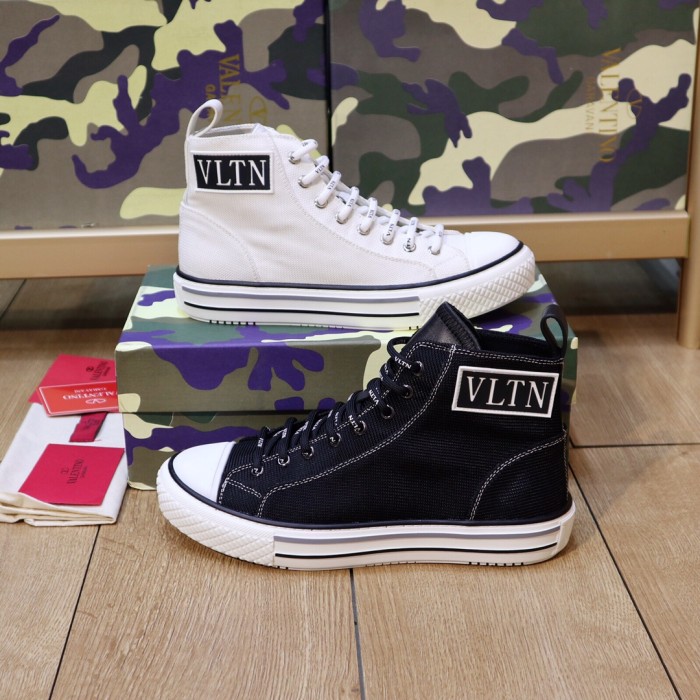 Valentino Giggies High Top Stylish Skateboarding Shoes Men's White Vintage Version