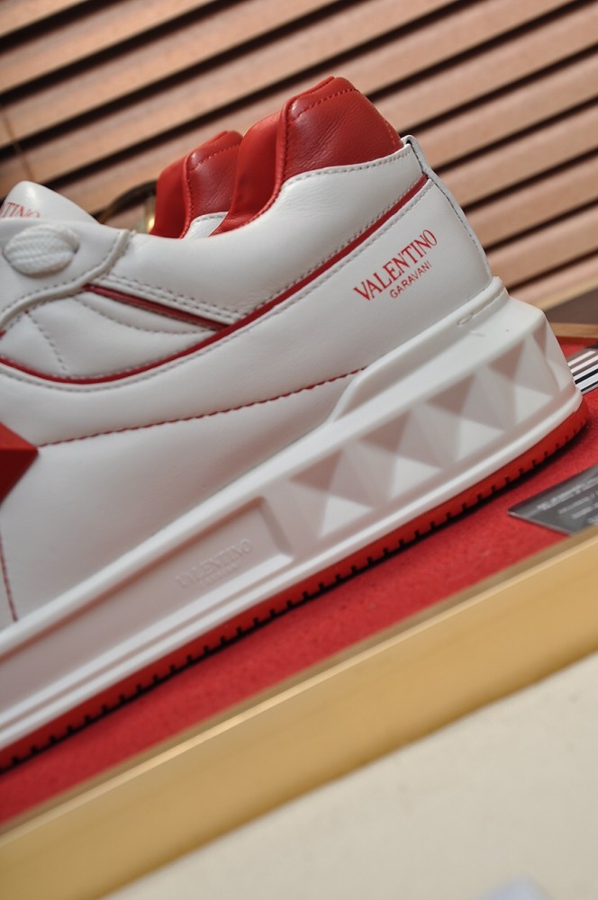 Valentino One Stud Low 'White Red'