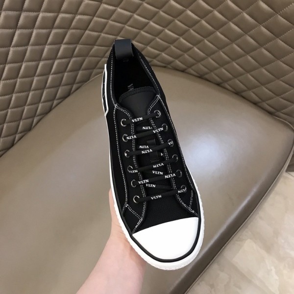 Valentino Giggies Low 'Black'