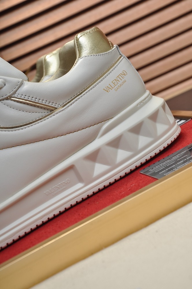 Valentino Garavani One Stud XL Leather Sneakers