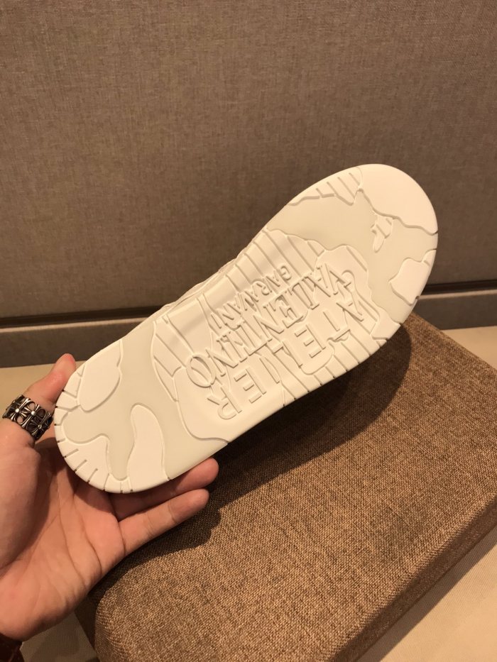 Valentino Atelier 07 Sneaker Low 'White Camo'