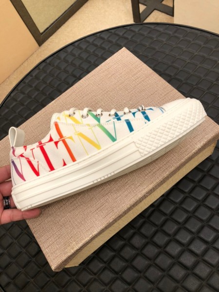 Valentino Giggies Low 'VLTN Times Allover Print - White Multi'