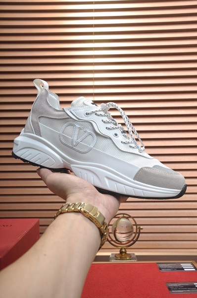 Valentino Vlogo Low Top Casual Shoes Women's White