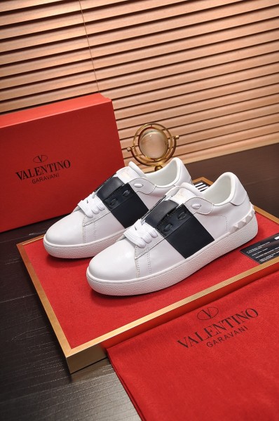 Valentino Garavani Open Sneaker White Black VW2S0781BLUA01