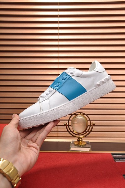 Valentino Open Low Top Stylish Skateboarding Shoes Men's White Blue