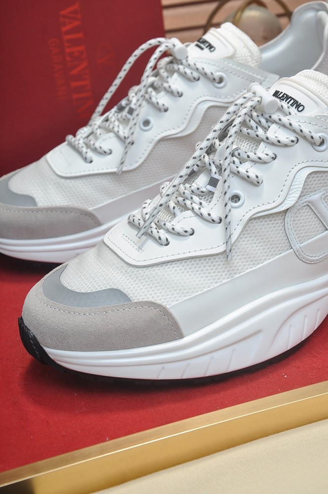 Valentino Vlogo Low Top Casual Shoes Women's White