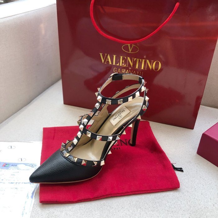Valentino Garavani Rockstud 100mm Caged Pumps