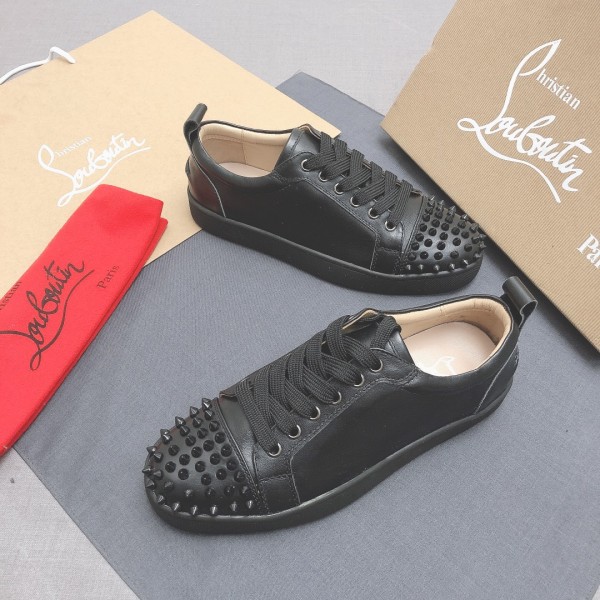 Christian Louboutin Louis Junior Spikes Flat Black