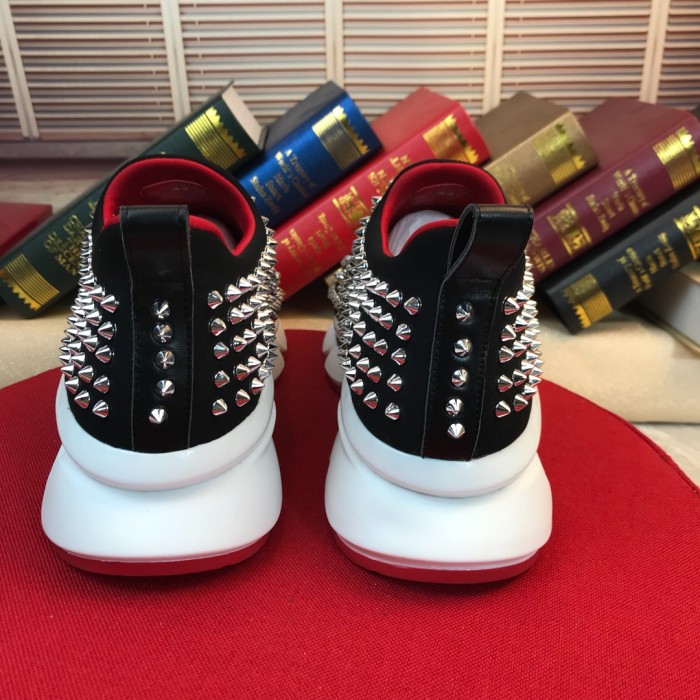Christian Louboutin CL Low top Casual Shoes Black