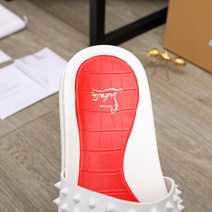 Christian Louboutin Loubi Flip 7