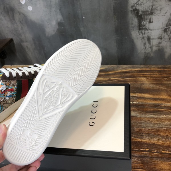 Gucci Ace x Disney Huey, Dewey, Louie Print