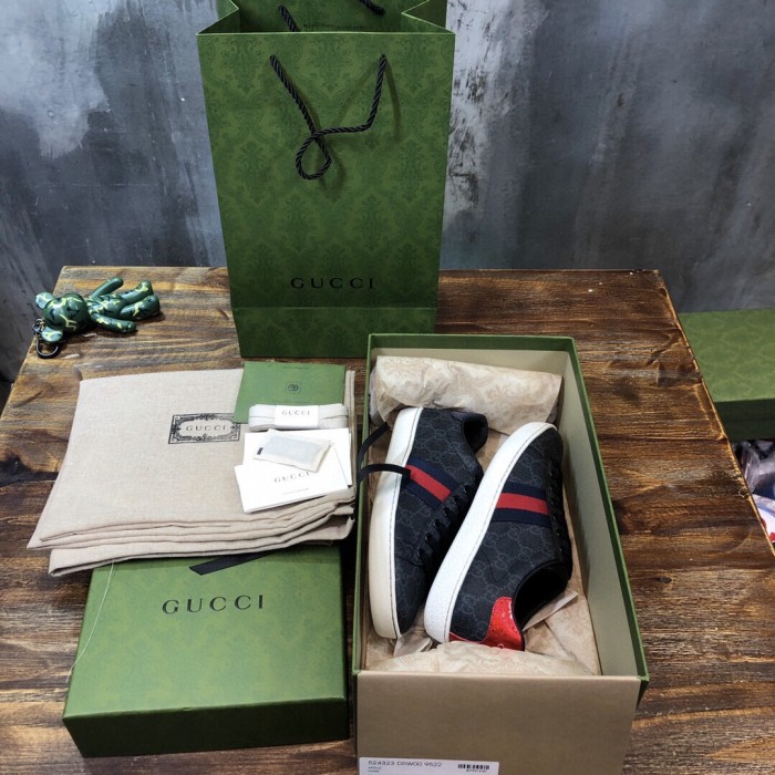 Gucci Ace GG Supreme Black