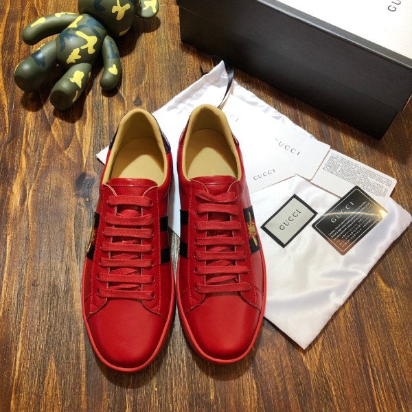 Gucci Ace Embroidered Bee