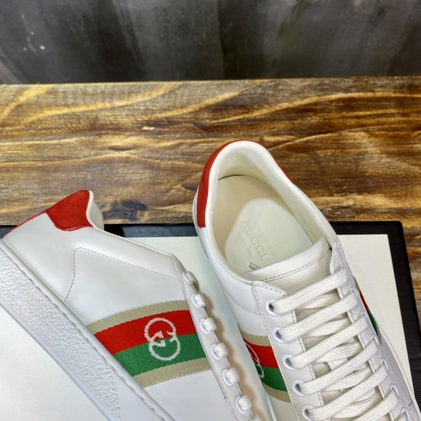Gucci Ace Interlocking GG