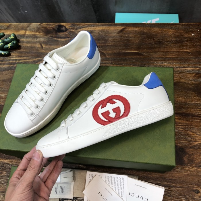 Gucci Ace Interlocking G Red