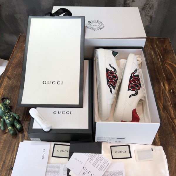 Gucci Ace Embroidered Snake
