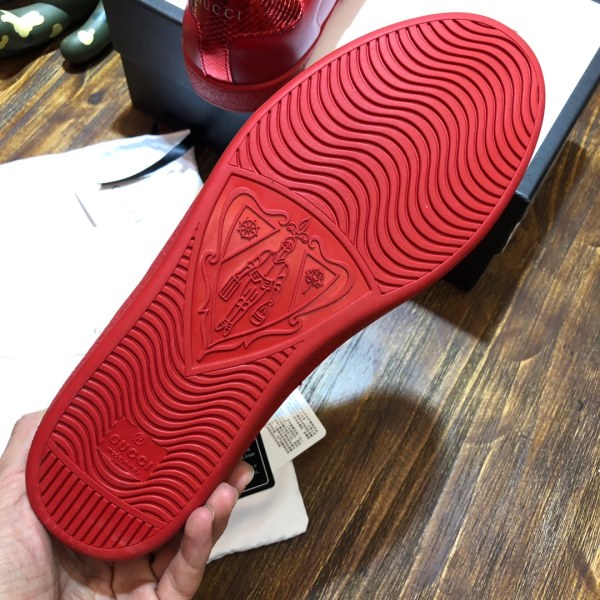 Gucci Ace Embroidered Bee