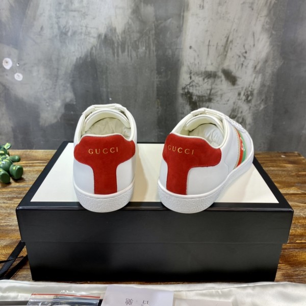 Gucci Ace Interlocking GG