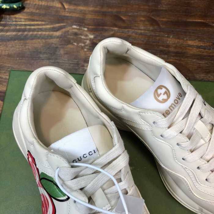 GUCCI Rhyton Sneakers